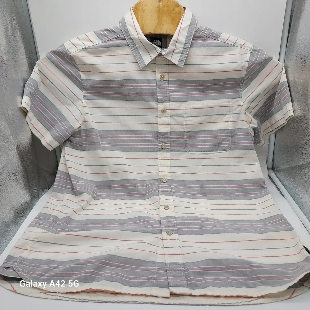 The North Face Mens Medium Striped Short Sleeve Button Down Shirt Grey Red White
